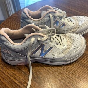 New Balance 847, size 10.5
